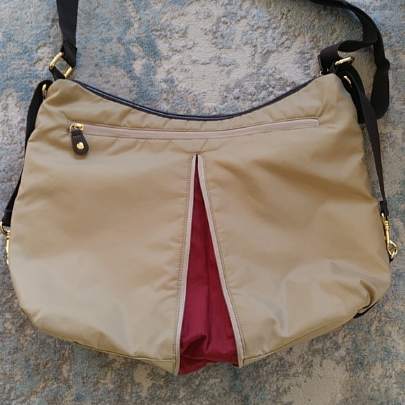 Skip Hop Versa Expandable Diaper Bag Khaki Brown - Picture 7 of 16